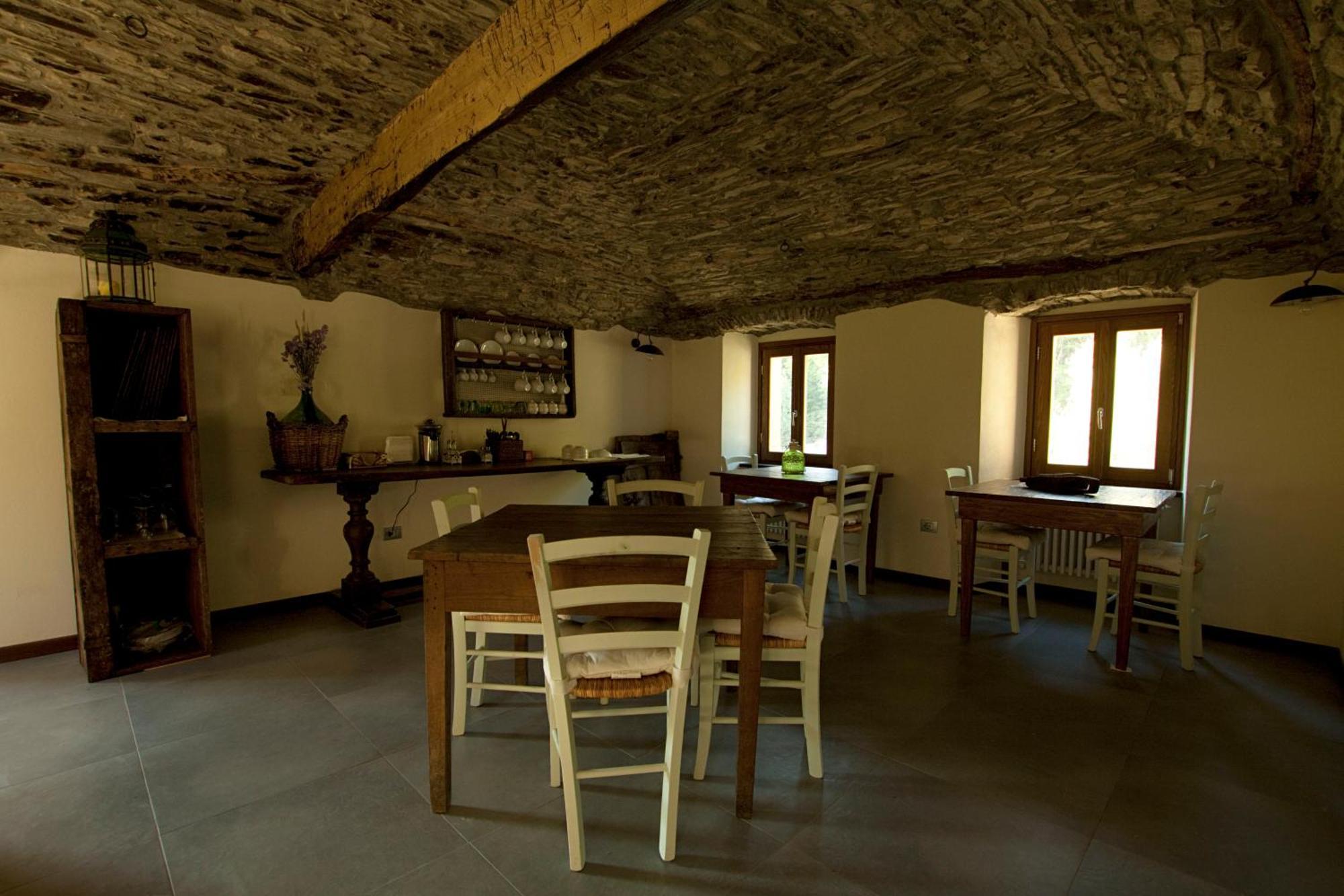 Mulino Marghen - Restored Watermill - Accomodation And Retreat Center Zeri Экстерьер фото