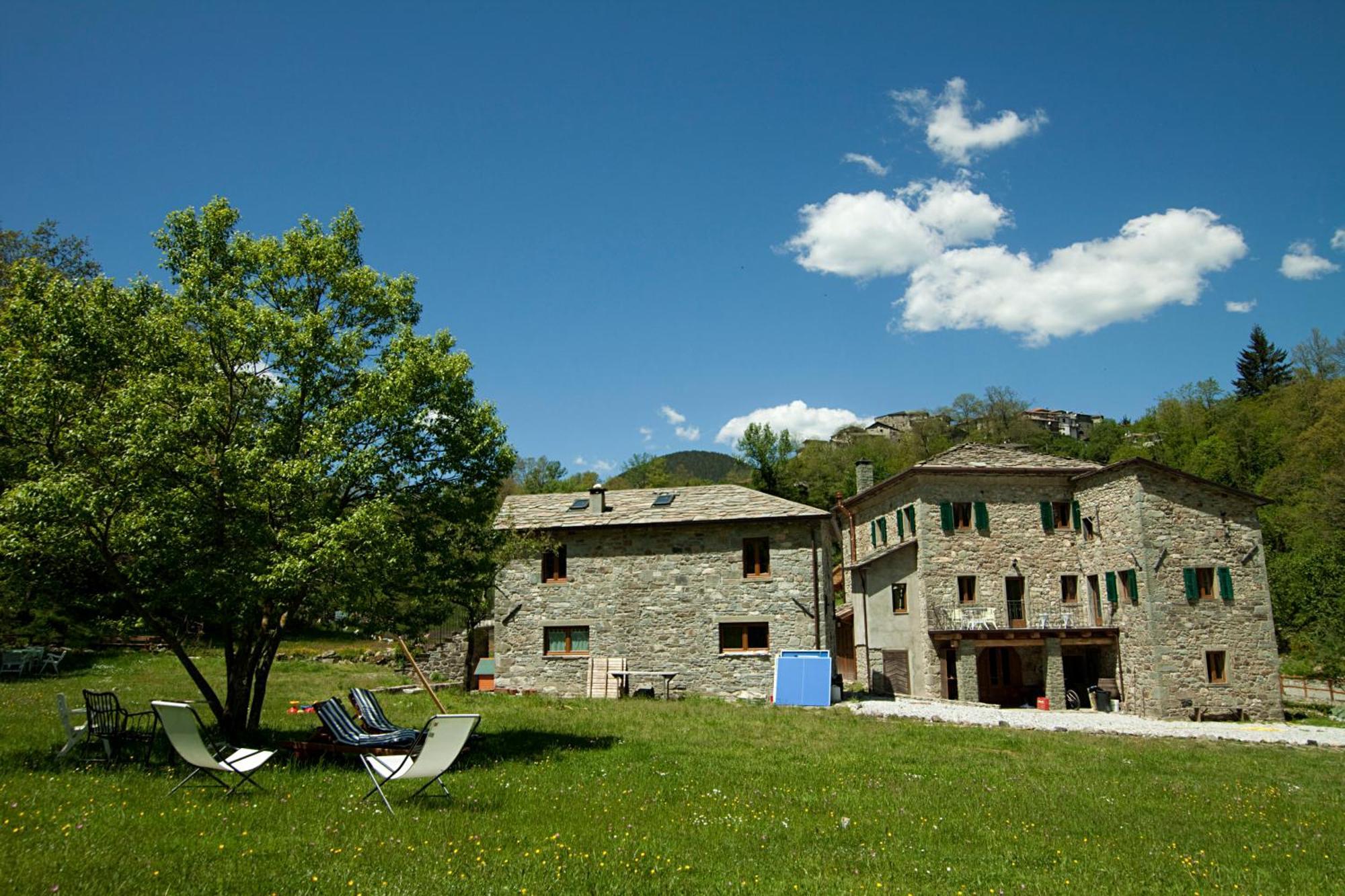 Mulino Marghen - Restored Watermill - Accomodation And Retreat Center Zeri Экстерьер фото