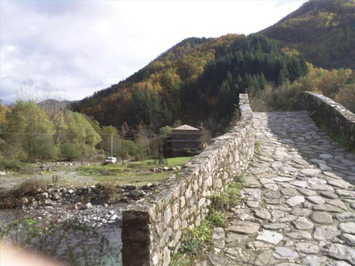 Mulino Marghen - Restored Watermill - Accomodation And Retreat Center Zeri Экстерьер фото